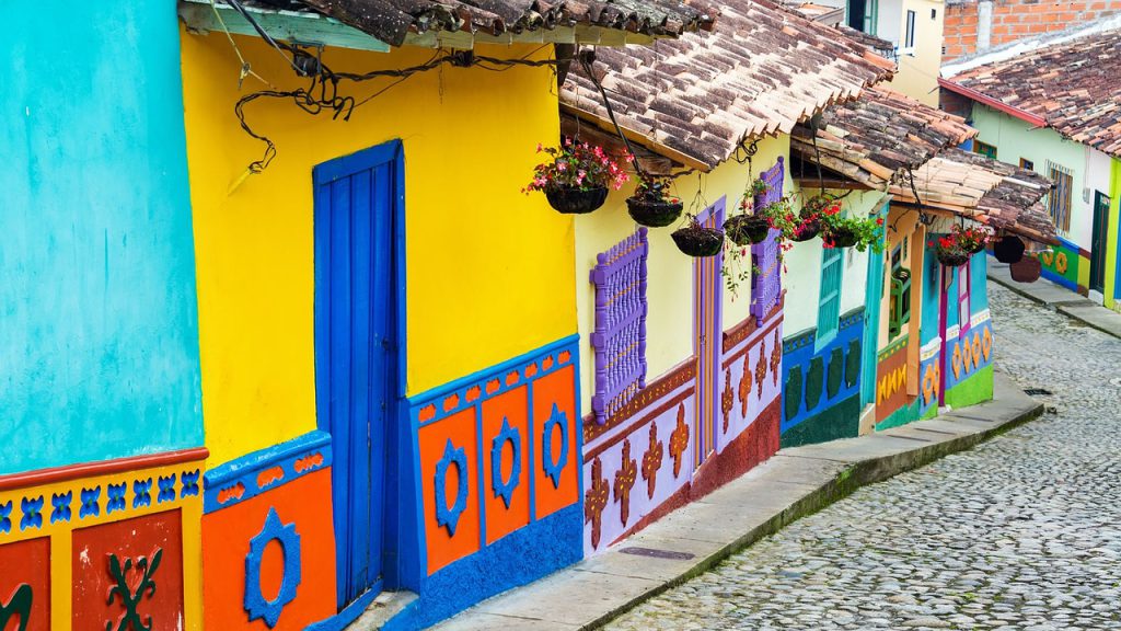 colombia colorful houses